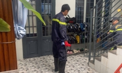 Phát hiện rắn trong trường mầm non ở TPHCM, lực lượng cảnh sát kịp thời vây bắt