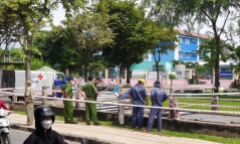 Vụ thi thể nữ giới mặt biến dạng trong cống thoát nước ở TP.HCM: Hiện trường có gì?