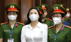 Bị cáo Trương Mỹ Lan khẳng định có đủ sức khỏe tham gia phiên xét xử