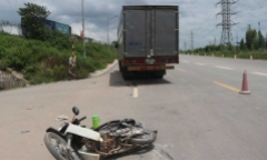 Tin tức tai nạn giao thông ngày 10/9: Xe máy va chạm với xe tải, một người tử vong