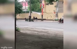 Ba học sinh vi phạm luật giao thông bị CSCĐ 