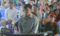 Nghi vợ ngoại tình, đâm chết rồi uống thuốc sâu tự sát