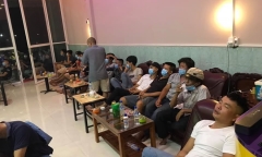 Phá tụ điểm cá độ bóng đá trong quán cà phê 