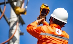 Chính phủ yêu cầu điều chỉnh giá điện, y tế, giáo dục có mức độ và thời điểm phù hợp