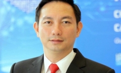 Bí thư huyện ủy Cô Tô Lê Hùng Sơn 