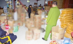 Công an đột kích, thu giữ hơn 3 tấn mì chính giả tiêu thụ dịp Tết Nguyên đán ở Tuyên Quang