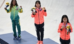 Nữ VĐV Momiji Nishiya đi vào lịch sử Nhật Bản khi giành được HCV Olympic ở tuổi 13