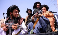Taliban tuyên bố chiếm được thành trì cứng rắn cuối cùng tại Afghanistan