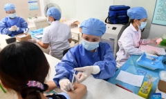 Bộ Y tế cho phép tiêm trộn vaccine Moderna và  Pfizer