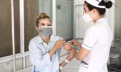 Tự tiêm filler làm đầy 