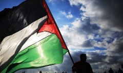 Palestine bất ngờ đình chỉ các thỏa thuận đã ký kết với Israel