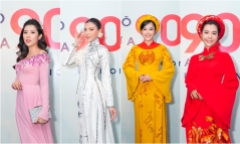 Dàn nghệ sĩ Việt đến ủng hộ show 'Gõ cửa 90' của NTK Đinh Văn Thơ