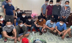Hà Nội: Triêt phá ổ nhóm xóc đĩa, khởi tố 18 bị can có liên quan