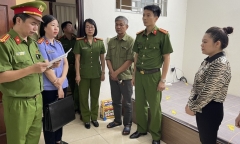 Bắt người phụ nữ dùng CMND giả lập thẻ tín dụng, chiếm đoạt hơn 76 triệu đồng