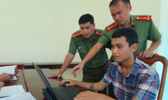 Bắt nam thanh niên liên tiếp đánh sập hàng loạt website rồi lên mạng khoe