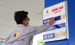 Giá xăng trong nước ngày mai (4/5) giảm mạnh?