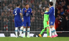 Nhấn chìm Chelsea, Arsenal trở lại ngôi đầu Premier League