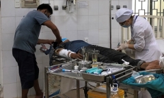 Bị phóng điện từ đường dây cao áp, 3 người bỏng nặng