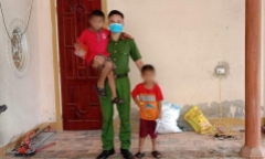Hà Tĩnh: Giải cứu 2 cháu bé bị ông nội lên cơn tâm thần khống chế, nhốt trong nhà