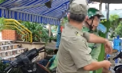 Xôn xao clip bảo vệ dân phố tát tài xế Grab: Lãnh đạo phường nói gì?