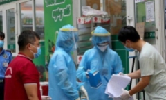 Tối 14/8, cả nước ghi nhận thêm 9.716 ca mắc COVID-19, riêng TP.HCM 4.231 ca