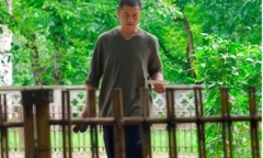 “Lệnh Hồ Xung” Lý Á Bằng bỏ phố về quê làm nông dân