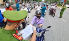 Tin tức thời sự mới nóng nhất hôm nay 4/9: Hà Nội lập 39 chốt kiểm soát ra, vào vùng đỏ từ 4/9