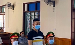 Tin tức thời sự mới nóng nhất hôm nay 30/9: Được mời sang uống rượu, hiếp dâm con gái 6 tuổi của bạn