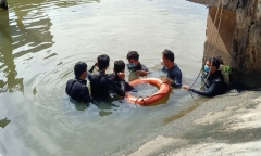 TP.HCM: Tìm thấy thi thể nam thanh niên nhảy cầu Công Lý