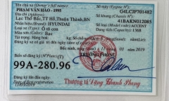 Đến nộp phạt, bị phát hiện dùng đăng ký xe giả
