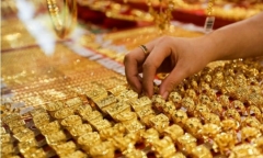 Giá vàng hôm nay ngày 11/3: Vàng trong nước bật tăng trở lại, vượt mốc 70 triệu đồng/lượng