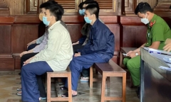 TP.HCM: Xét xử thiếu niên 15 tuổi cầm đầu băng cướp nhí gây ra 18 vụ vùng giáp ranh