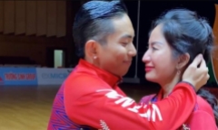 Khánh Thi xúc động khi Phan Hiển lập hat-trick trong ngày đầu ra quân tại SEA Games 31