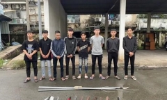 Nhóm thiếu niên mang hung khí giải quyết mâu thuẫn chỉ vì 2 nữ sinh mặc giống nhau