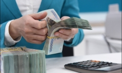 Loạt ngân hàng tăng lãi suất huy động tiền gửi