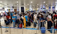 Cục Hàng không Việt Nam: Xử lý nghiêm hãng bay bán vé vượt giá trần