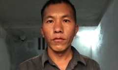 Nghi ngờ chị dâu ngoại tình, em chồng dùng dây thừng trói cả hai rồi đánh đập
