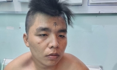 Vĩnh Long: Sang đòi nợ, người đàn ông đâm chết người rồi bỏ trốn