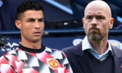 Cristiano Ronaldo tố bị Man United phản bội