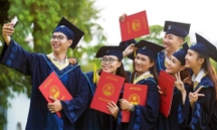 Điều kiện chuyển từ trường đại học thành đại học