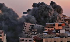 Hamas phóng hàng trăm rocket trả đũa Israel, thương vong tăng cao