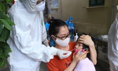 Ưu tiên tiêm vaccine phòng COVID-19 cho giáo viên, học sinh, sinh viên