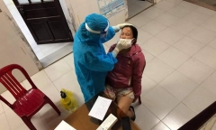 Yêu cầu một xã trả lại tiền mua kit test nhanh COVID-19 cho người dân