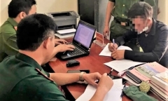 Hà Tĩnh: Người đàn ông treo con gái lên đánh bị phạt 45 triệu đồng