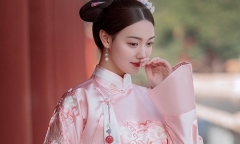 Vị phi tần từng được Hàm Phong sủng ái bậc nhất, Từ Hy cũng phải hành lễ vấn an