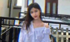 Nữ sinh lớp 9
