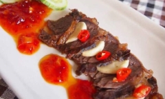 Bắp bò ngâm mắm hấp dẫn cho bữa cơm ngày đông thêm ngon