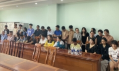 TP.HCM: Bắt quả tang 30 nam nữ sát phạt bài cào ăn tiền