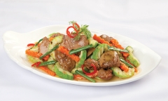 Gan gà xào chua ngọt cực dễ làm cho bữa cơm thêm hấp dẫn