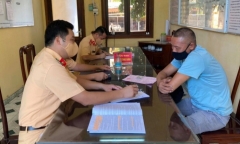 Tin tức tai nạn giao thông ngày 18/7: Lái xe khách vượt ẩu suýt gây tai nạn ở Tuyên Quang lĩnh cái 